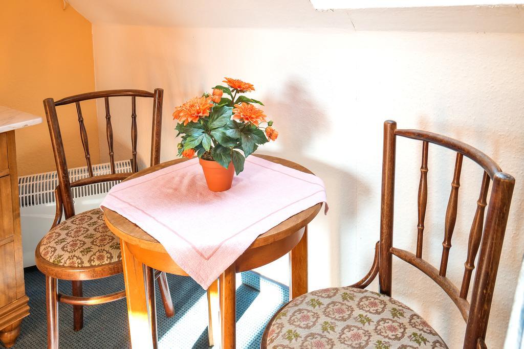 Hotel Zum Lieben Augustin Meersburg Rom bilde