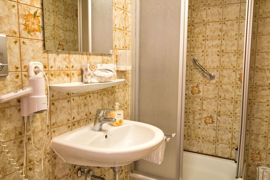 Hotel Zum Lieben Augustin Meersburg Rom bilde